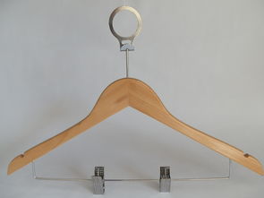 荔浦順森木業制品廠 匠心木制衣架、衣夾與衣帽架產品全覽